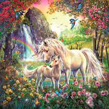 Load image into Gallery viewer, Unicorn Diamond Painting Kit - DIY Unicorn-40
